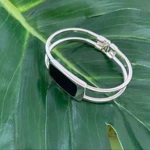 Silver tone and black classic stone hinge bracelet new without tags
